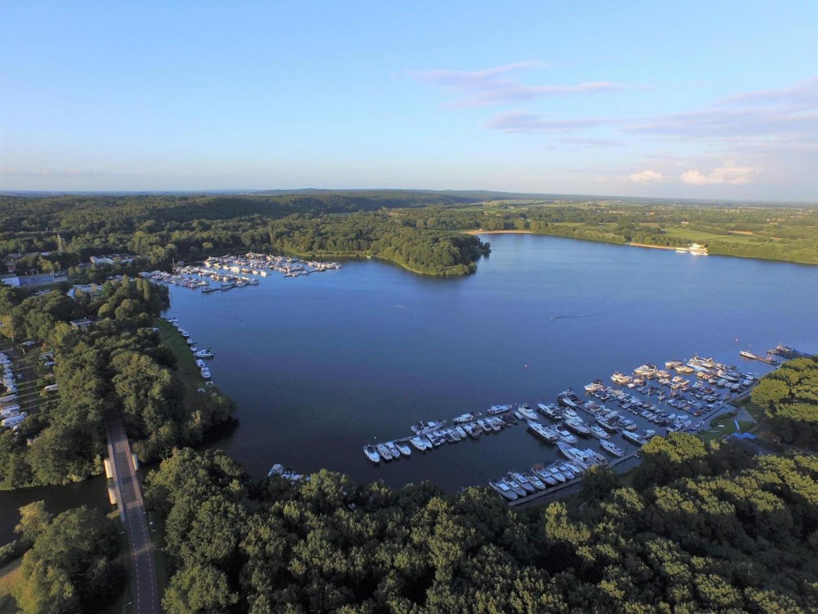 Houseboat Marina Mookerplas 4-6 Persons Plasmolen Exterior photo