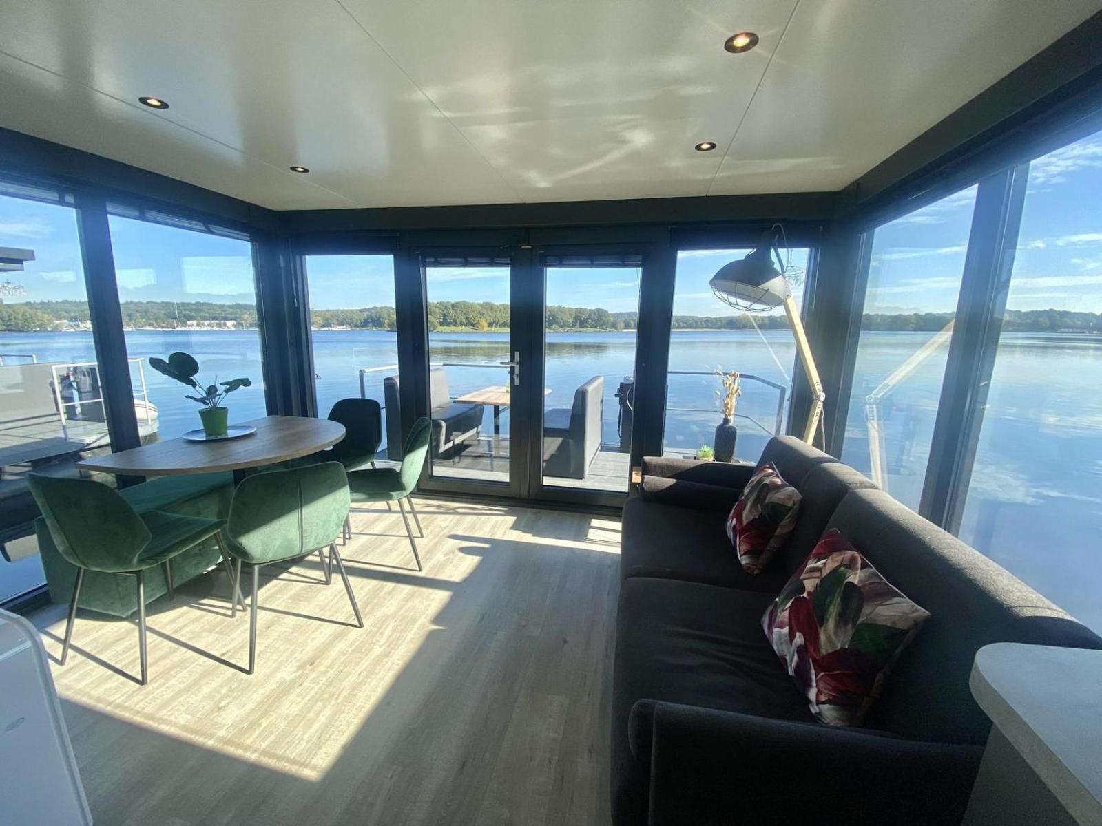 Houseboat Marina Mookerplas 4-6 Persons Plasmolen Exterior photo